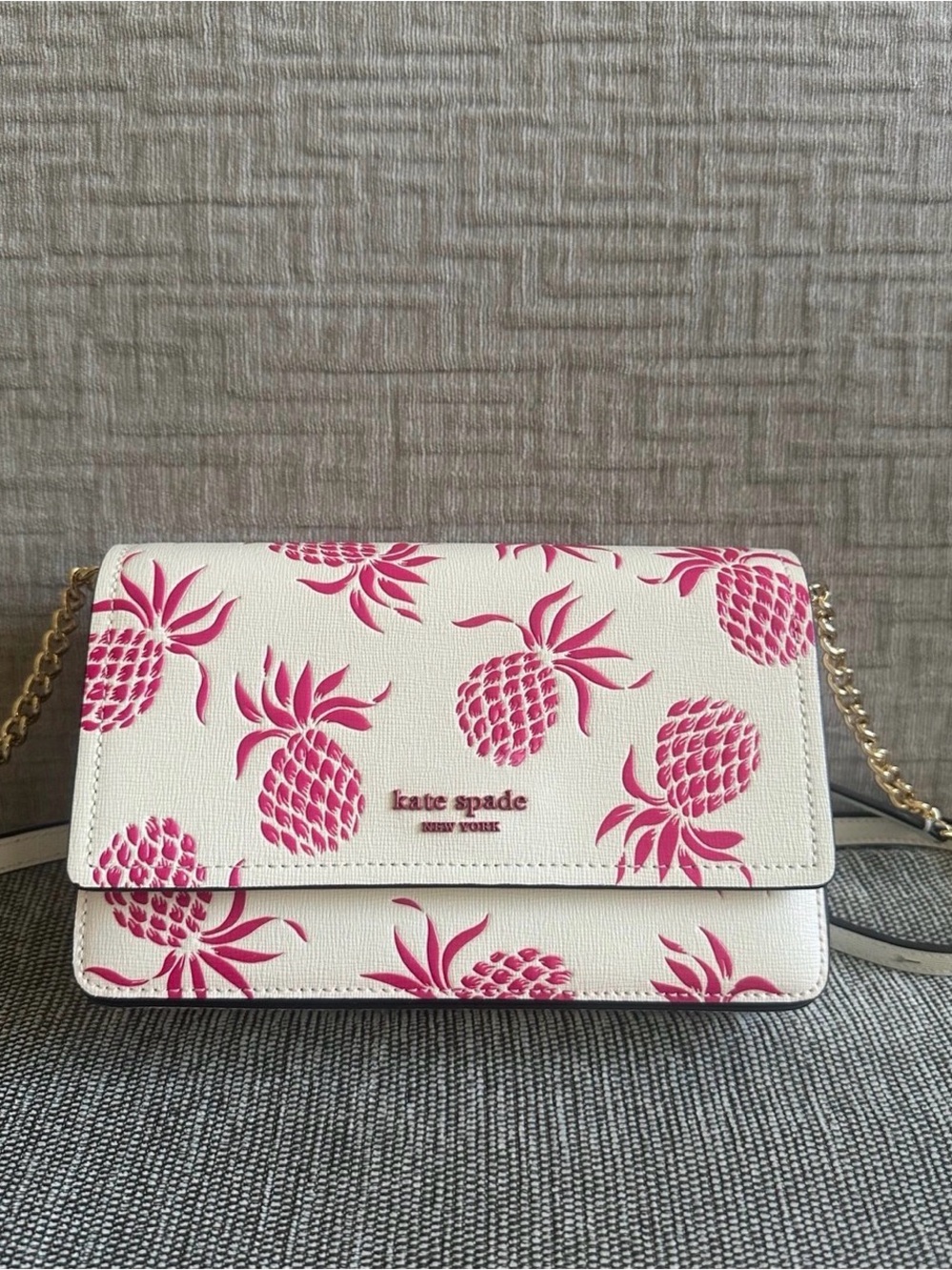 Kate Spade Morgan Pineapple Embossed Saffiano leather SM Wallet Crossbody NWOT